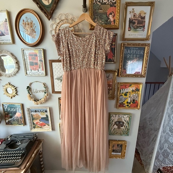 Sequin and Tulle Dress - Picture 1 of 6